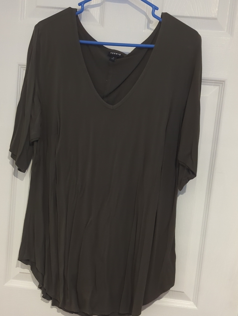 torrid Olive Green V-Neck Short Sleeve Tee